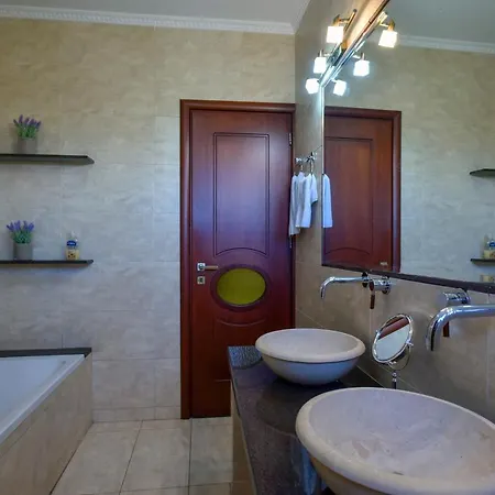 Villabayviewcrete بيت للعطل خيرسونِسوس