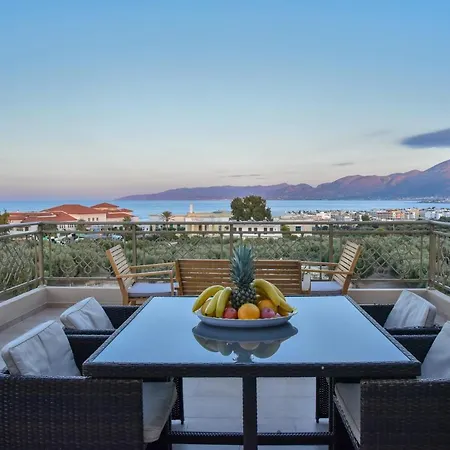 Holiday home Villabayviewcrete *