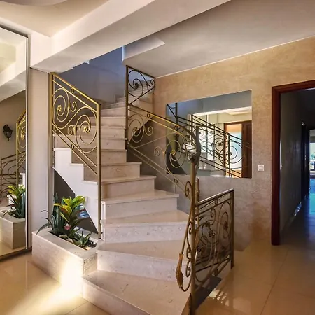 Villabayviewcrete Holiday home