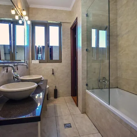 Villabayviewcrete בית נופש *